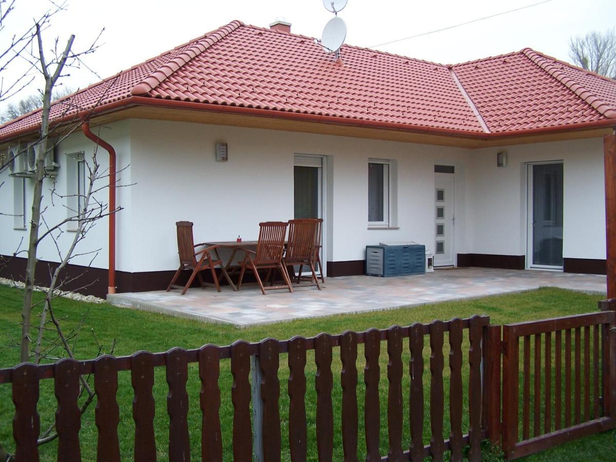 Orchidea Apartman Mosonmagyaróvár Exterior foto