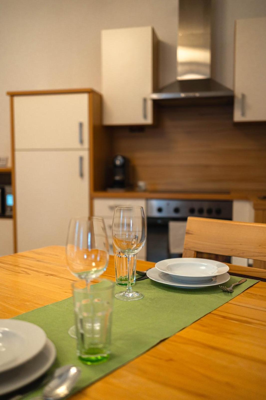 Orchidea Apartman Mosonmagyaróvár Exterior foto